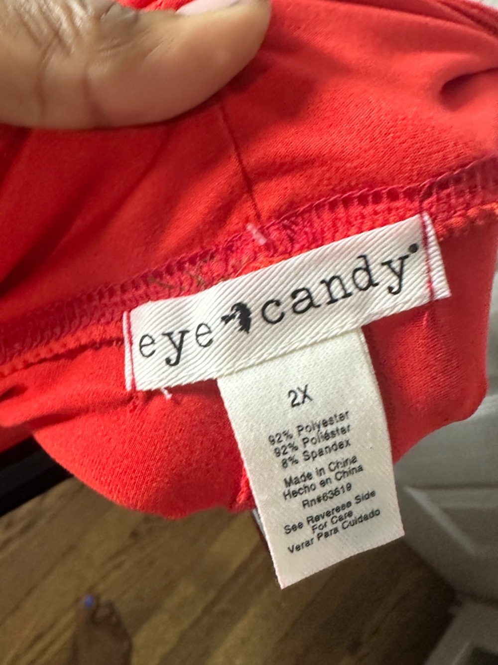 Red Women's Biker Shorts- New with Tags - Picture 4 of 4